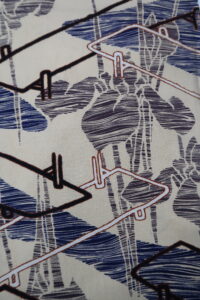 八橋に杜若　　縮緬　　羽織